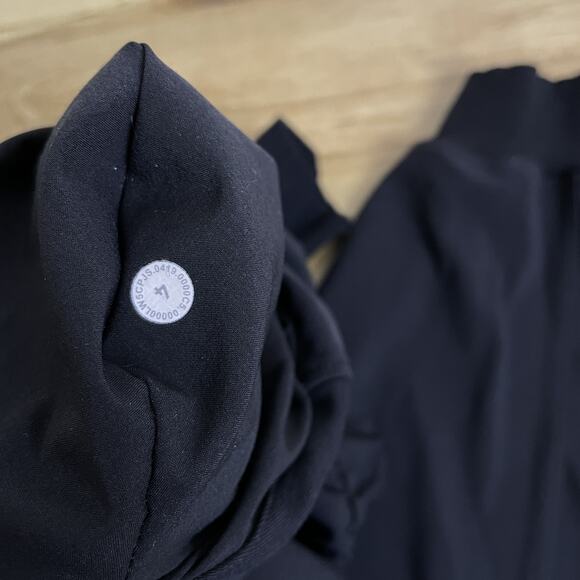 Lululemon On The Fly Jogger Pants Womens Size 4 Black Run Jog Athletic Tapered - Picture 8 of 8